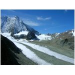 Mt Blanc de Cheilon und Cabane de Dix